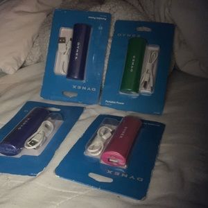 4 Wireless Chargers new in box